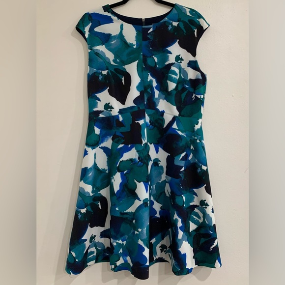 Vince Camuto Dresses & Skirts - Vince Camuto Office Career Party Blue Green Watercolor Sleeveless Dress Plus 14